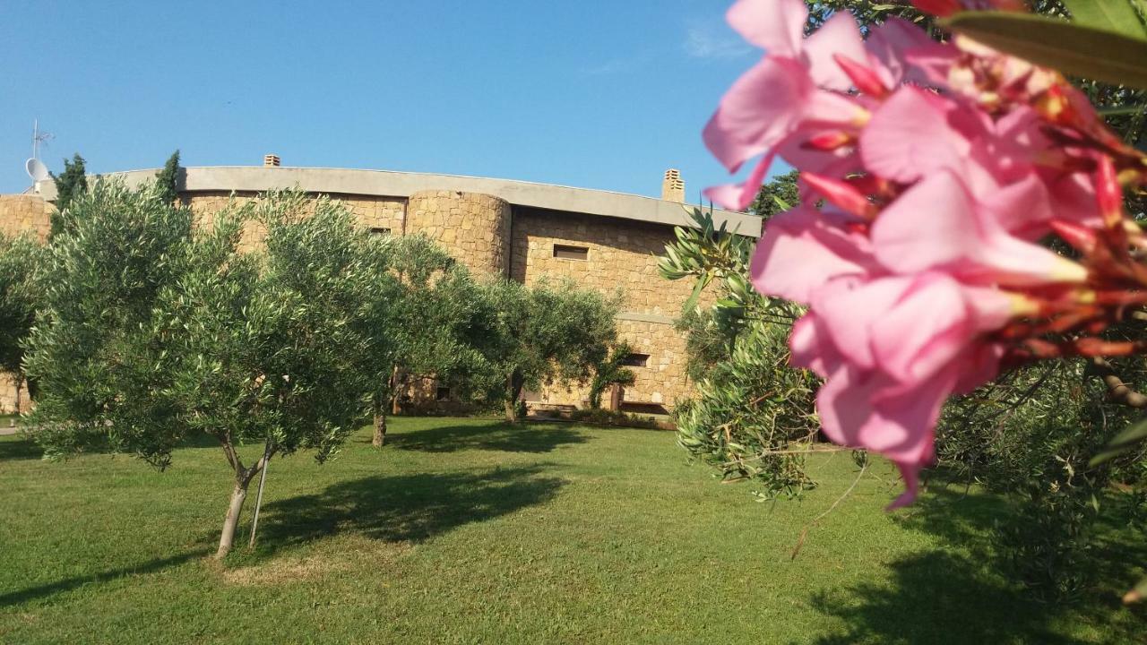 Castle On The Edge Of The Sea Villa Nea Poteidaia Exterior foto