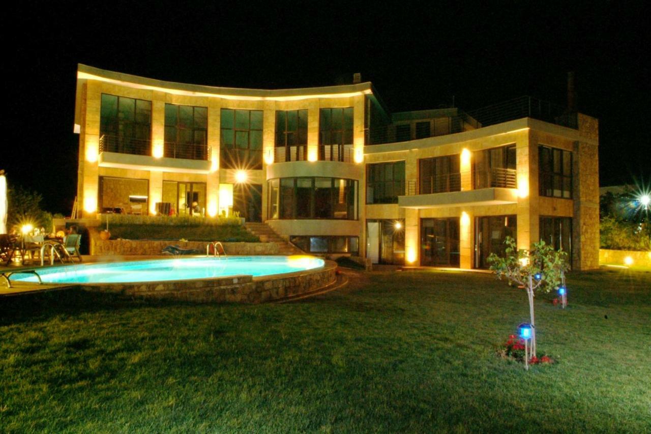 Castle On The Edge Of The Sea Villa Nea Poteidaia Exterior foto